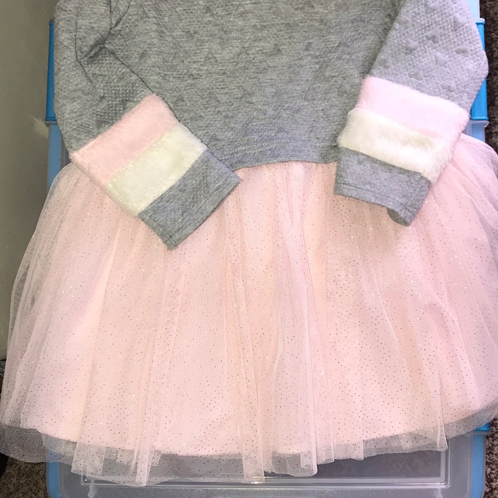 Dress - Picture 3 of 4